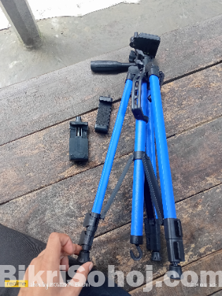 Tripod Mobile stand